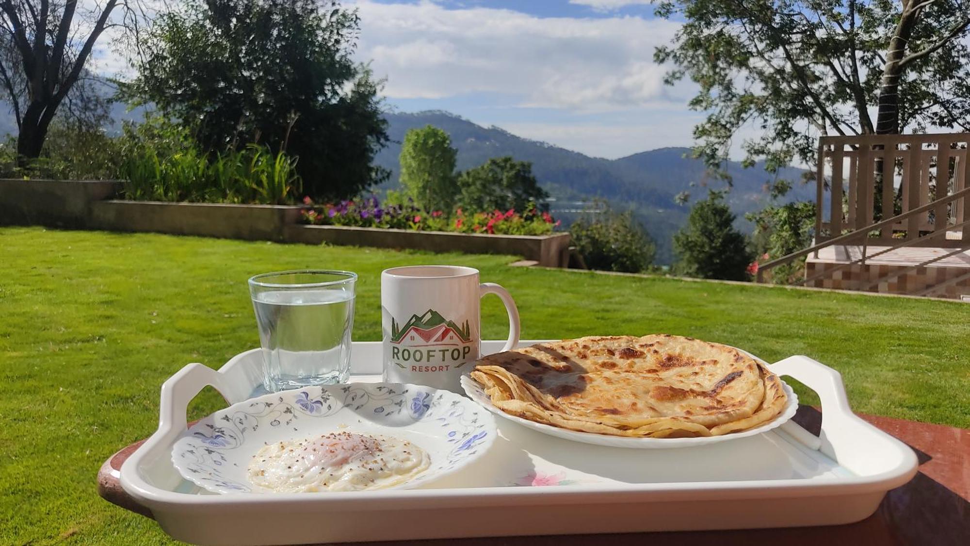 Roof Top Resort Murree Buitenkant foto